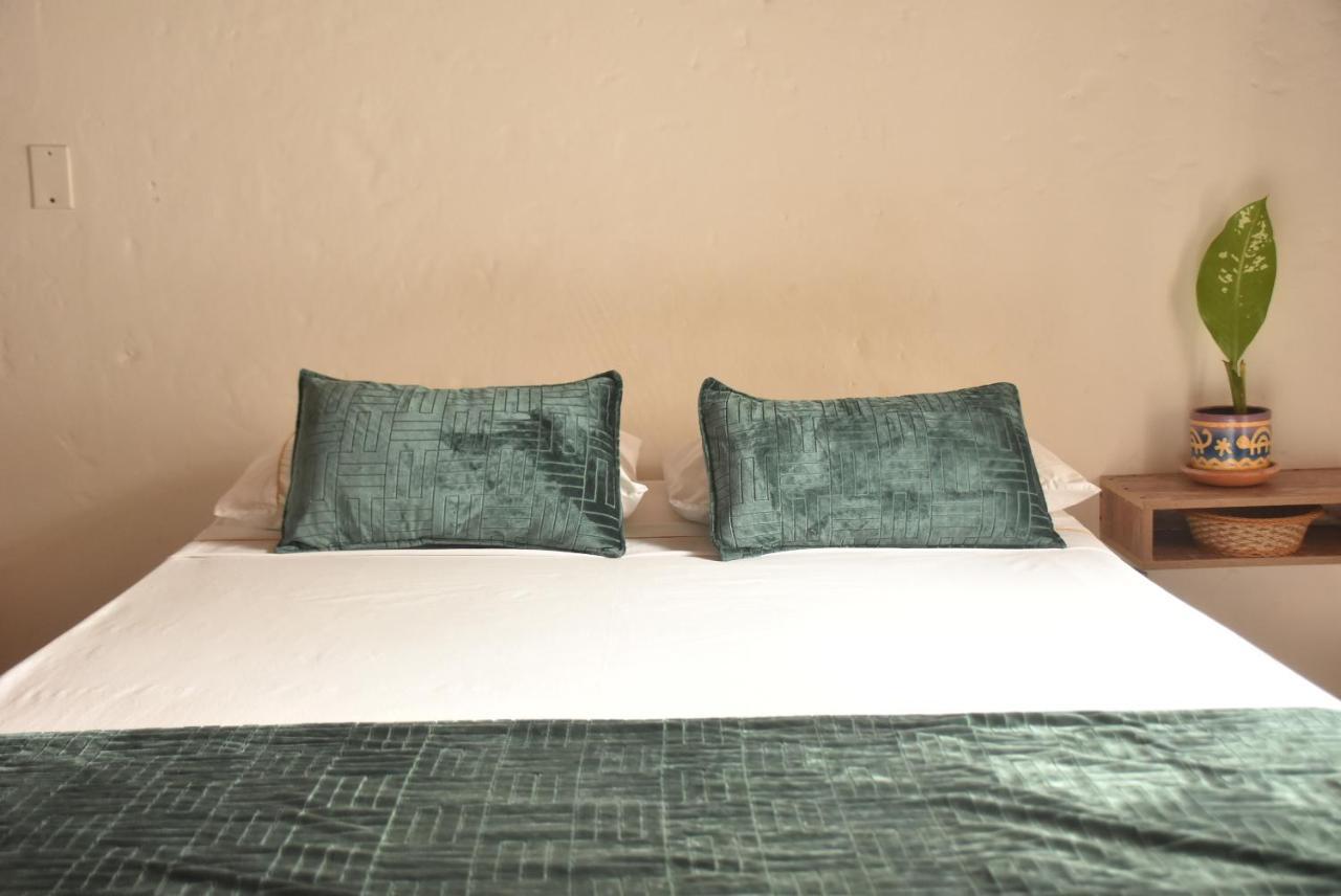 Encomendero Hotel -Centro Historico- Санта-Фе-де-Антьокия Экстерьер фото