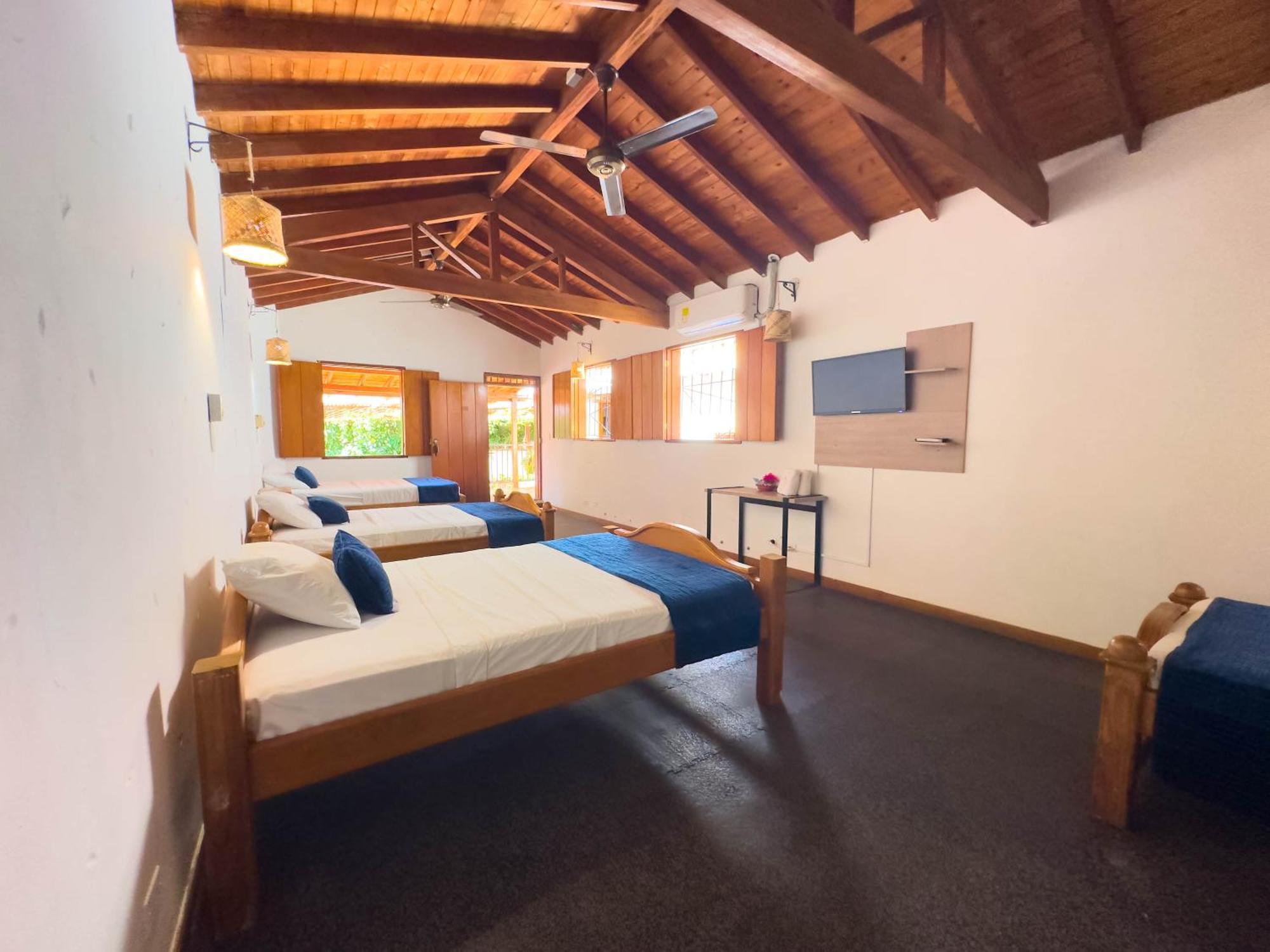 Encomendero Hotel -Centro Historico- Санта-Фе-де-Антьокия Экстерьер фото